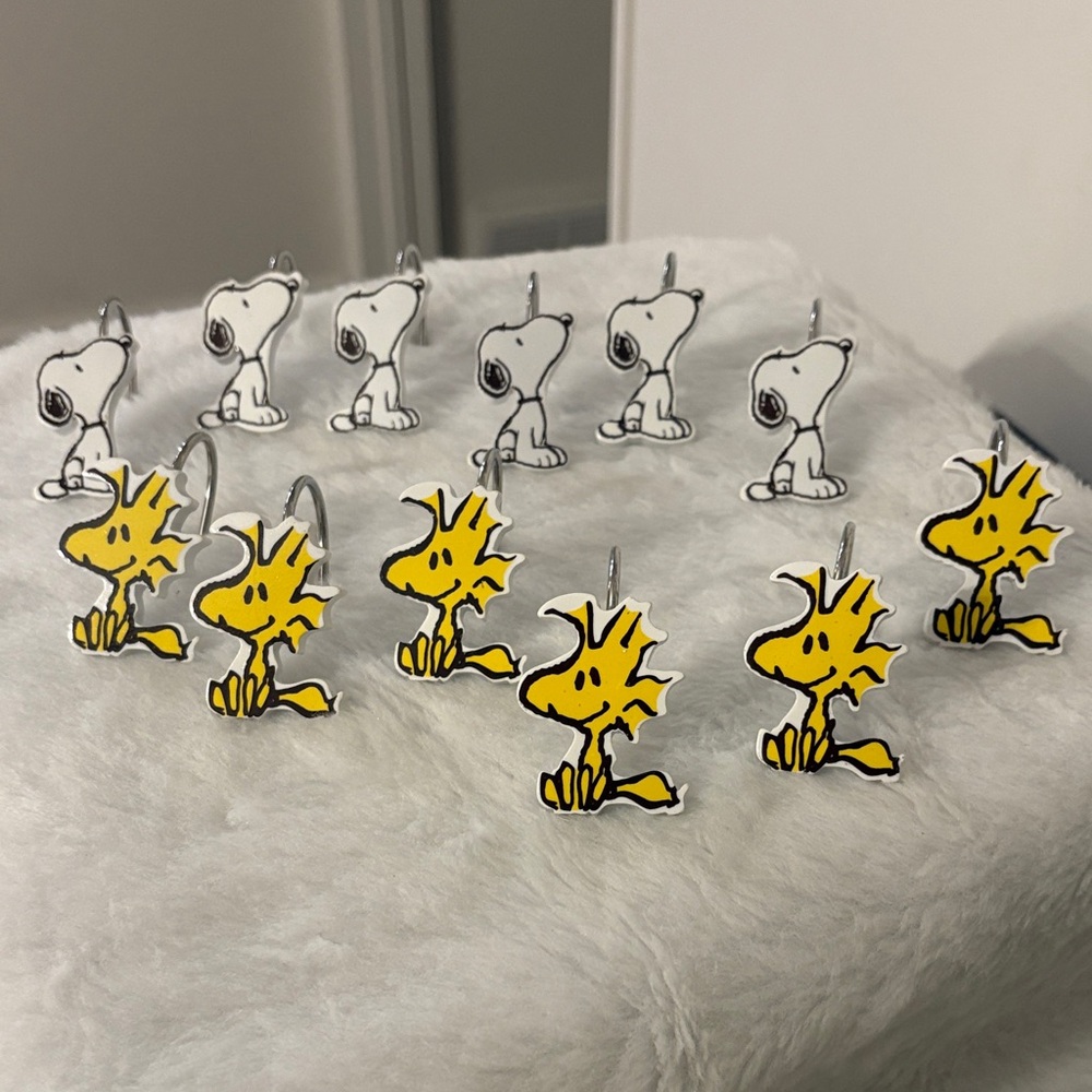 Peanuts Snoopy and Woodstock decorative metal shower curtain hooks